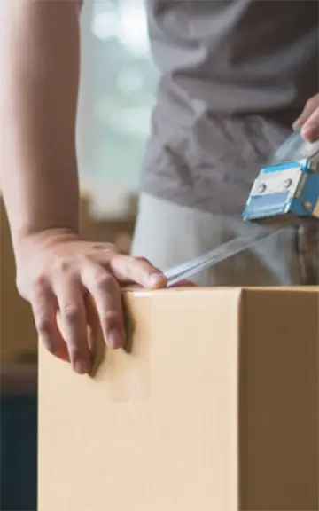 why-colorado-movers-featured A professional mover packing up boxes for a move
